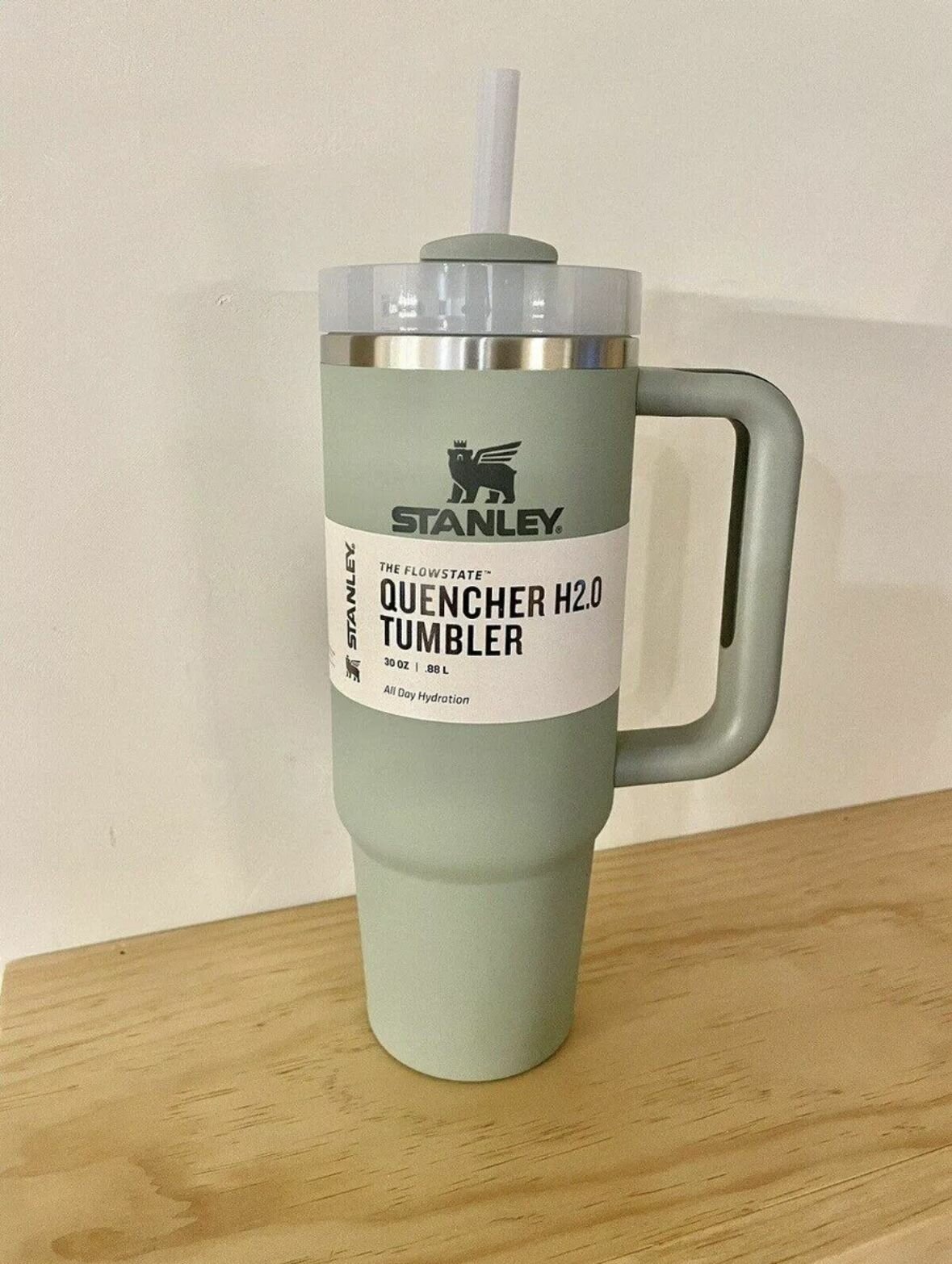 фото Термокружка-термос с трубочкой STANLEY