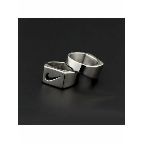 Кольцо The Jeweller размер 165 серебристый 550₽