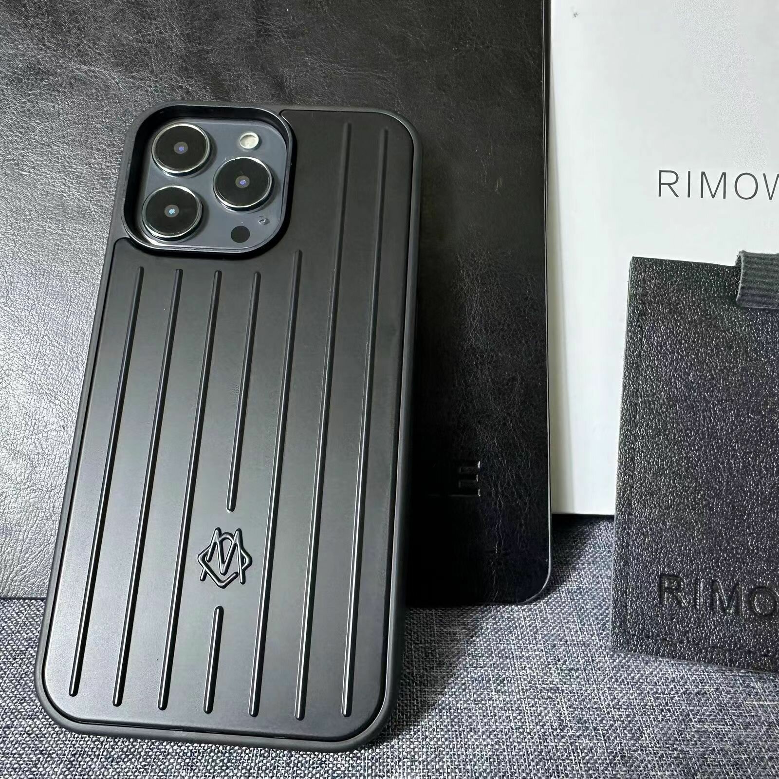 Чехол для смартфона Apple, RIMOWA Чехол для смартфона совместим с iPhone 13 pro, серебристый алюминиево-магниевый сплав