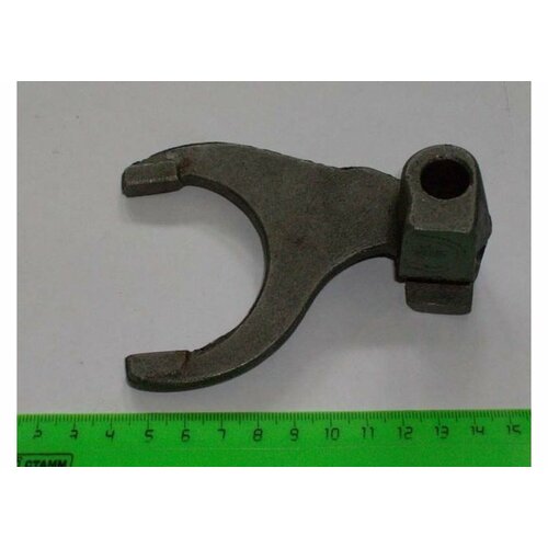 Вилка включения переднего моста УАЗ 452, 469 прзп