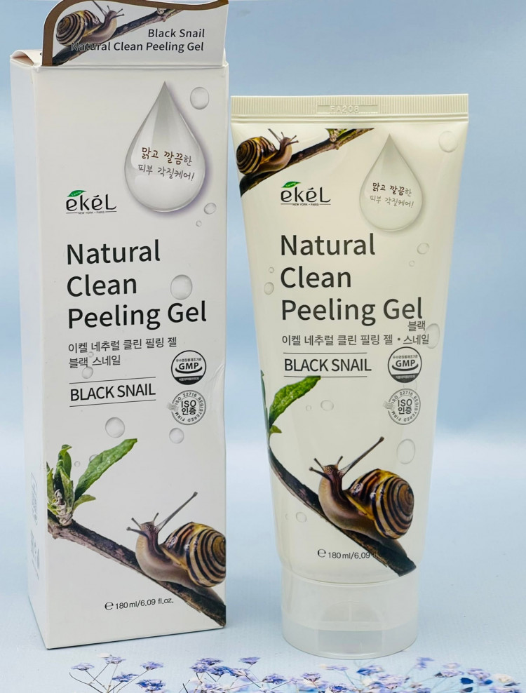 Пилинг-скатка с муцином черной улитки EKEL Natural Clean peeling gel Black Snai,180 мл.