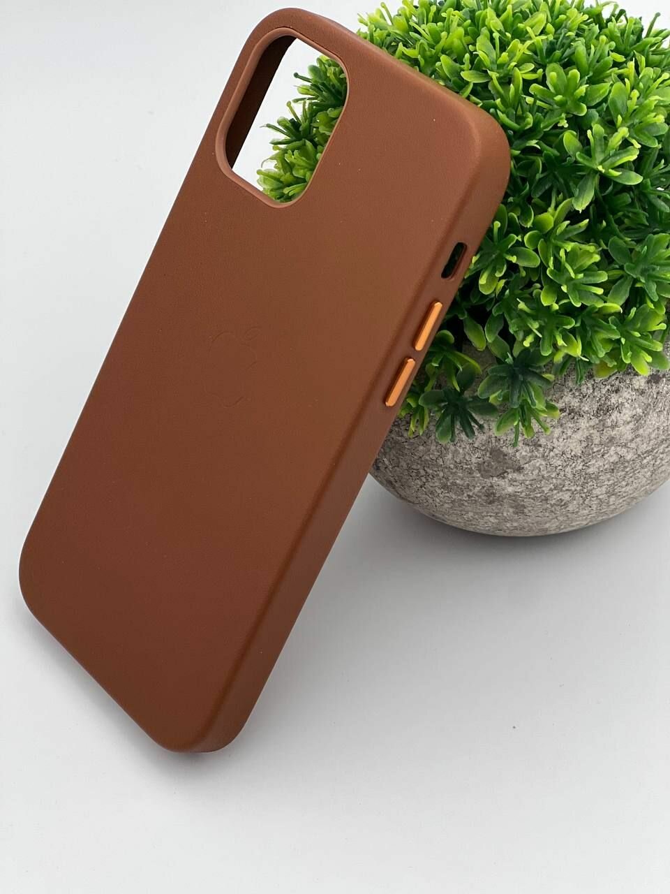 фото Кожаный чехол с MagSafe и анимацией / Leather case / для Эпл Айфон 12/12 про / Apple iPhone 12/12 pro