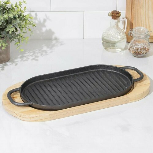 Сковорода «Гриль», 37×16,5 см, с ручками, на деревянной подставке