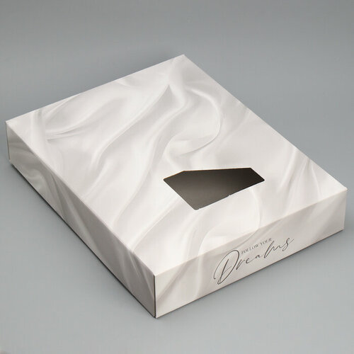 Коробка подарочная под постельное бельё, упаковка, «Нежный шёлк», 47 х 37 х 8.8 см