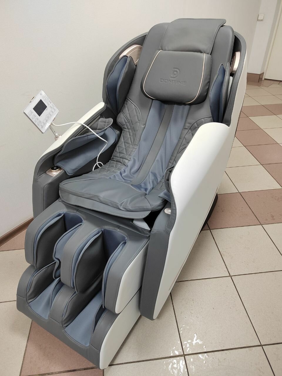 Электрическое Массажное кресло SL каретка 6201 серый