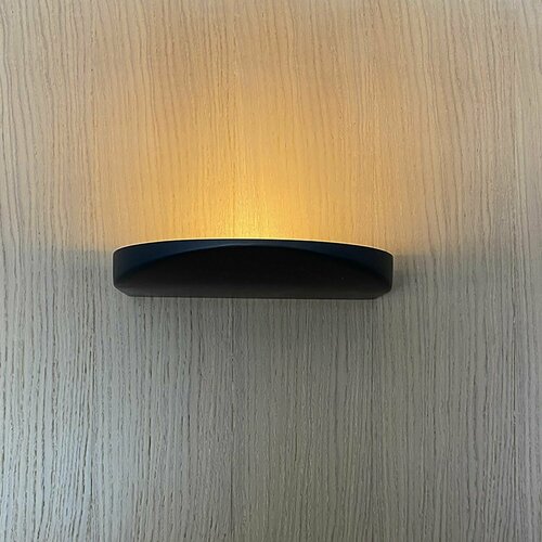 Светильник настенный черный Croce