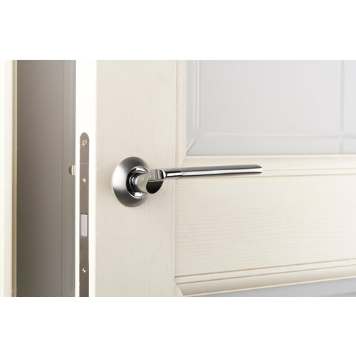 Ручка дверная фалевая на круглой накладке Archie S010 11999