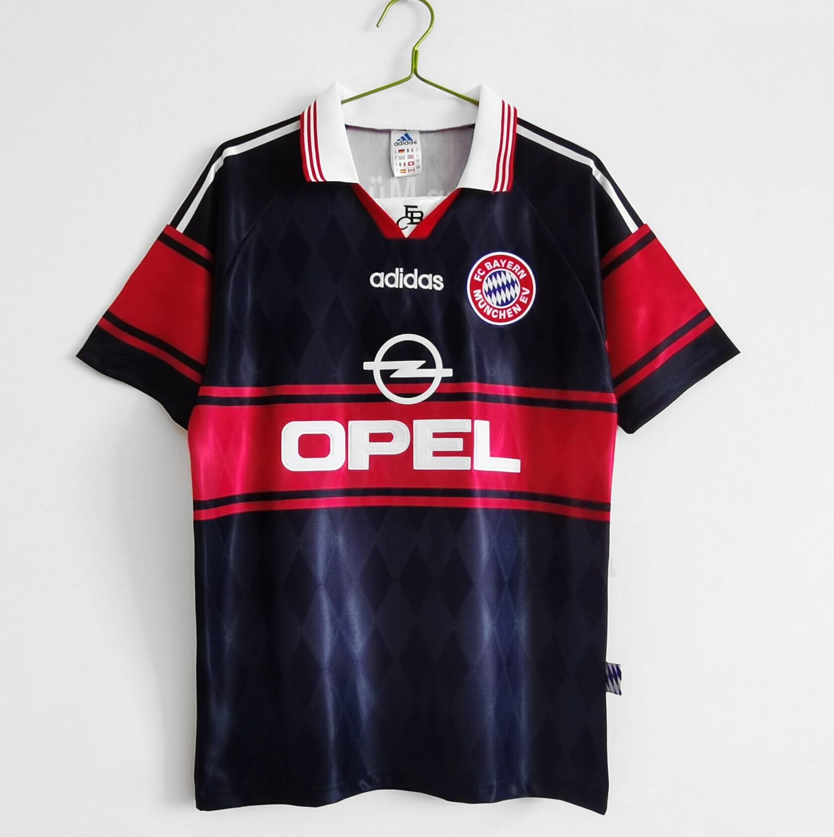 Футбольная ретро футболка Бавария 1997