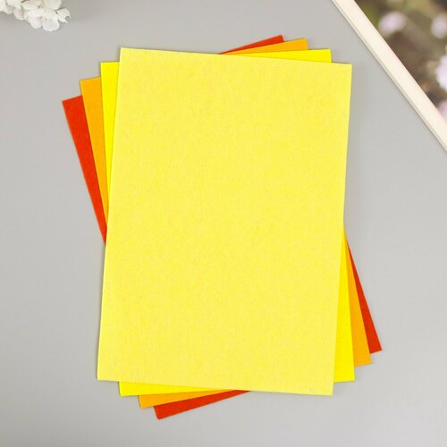 Набор мягкого фетра Астра 4 шт ассорти 1 мм 170 гр 20х30 см 371₽