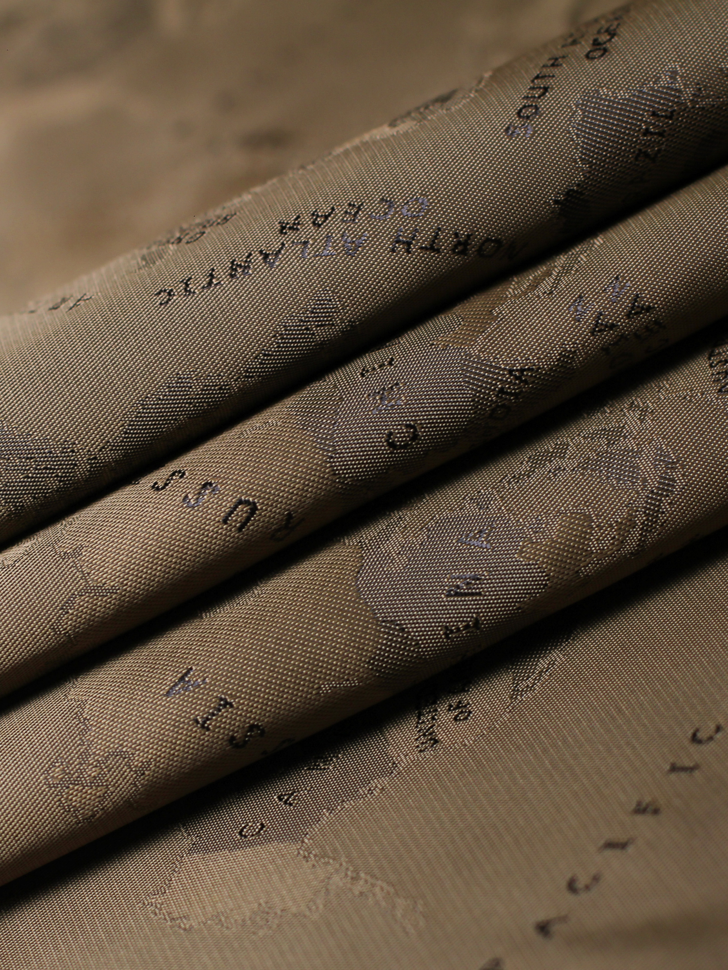 Ткань подкладочная жаккард бронза MDC FABRICS S472/bronze. Поливискоза. Отрез 1 метр — фото 1