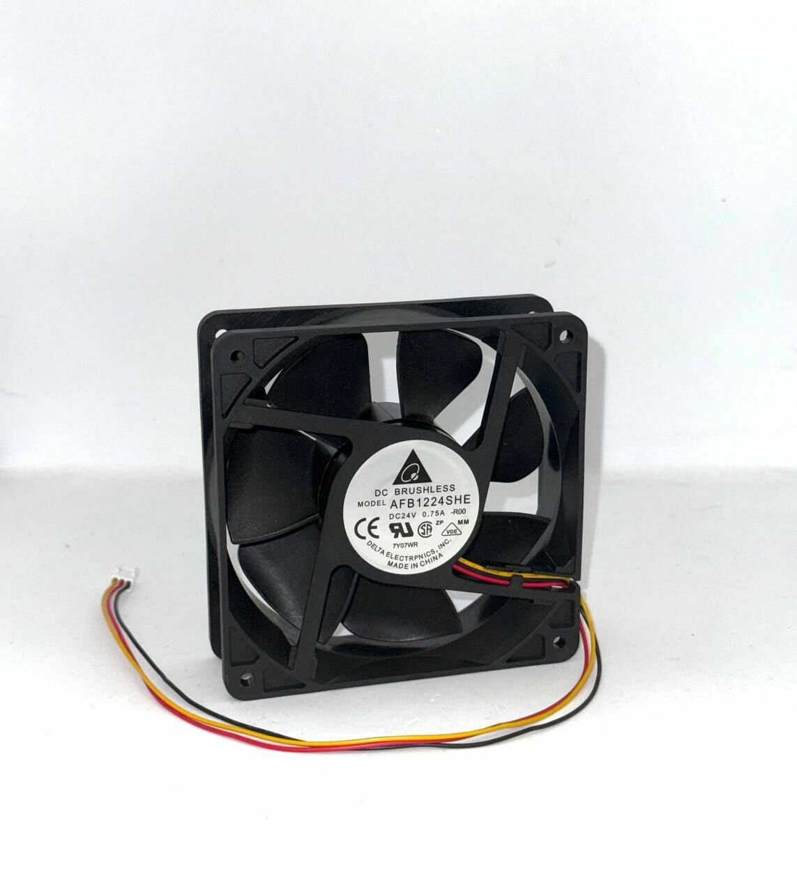 Вентилятор Delta Electronics AFB1224SHE DC24V 0.75A 3pin