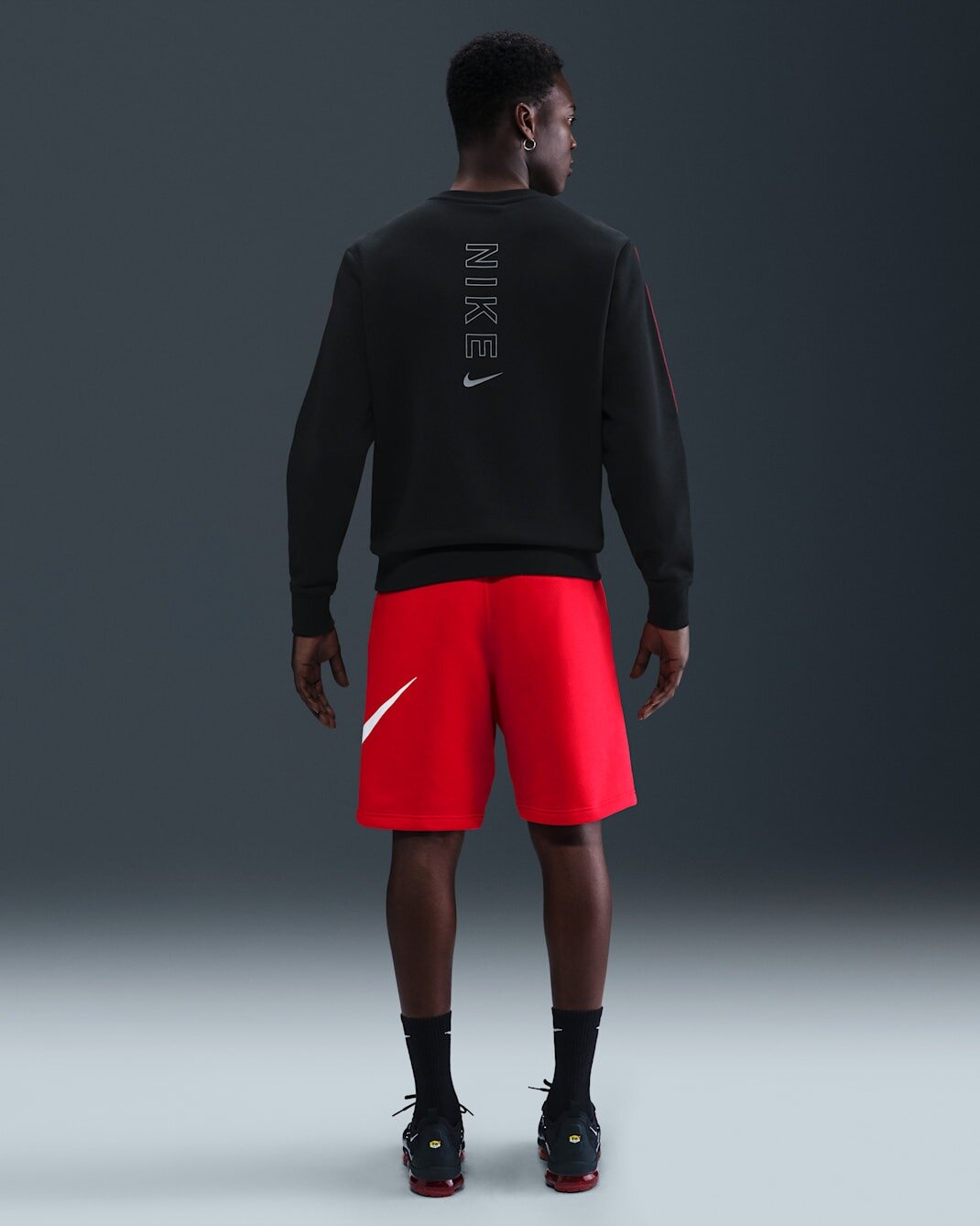 Свитшот спортивный NIKE City Side, размер L , , черный — фото 1