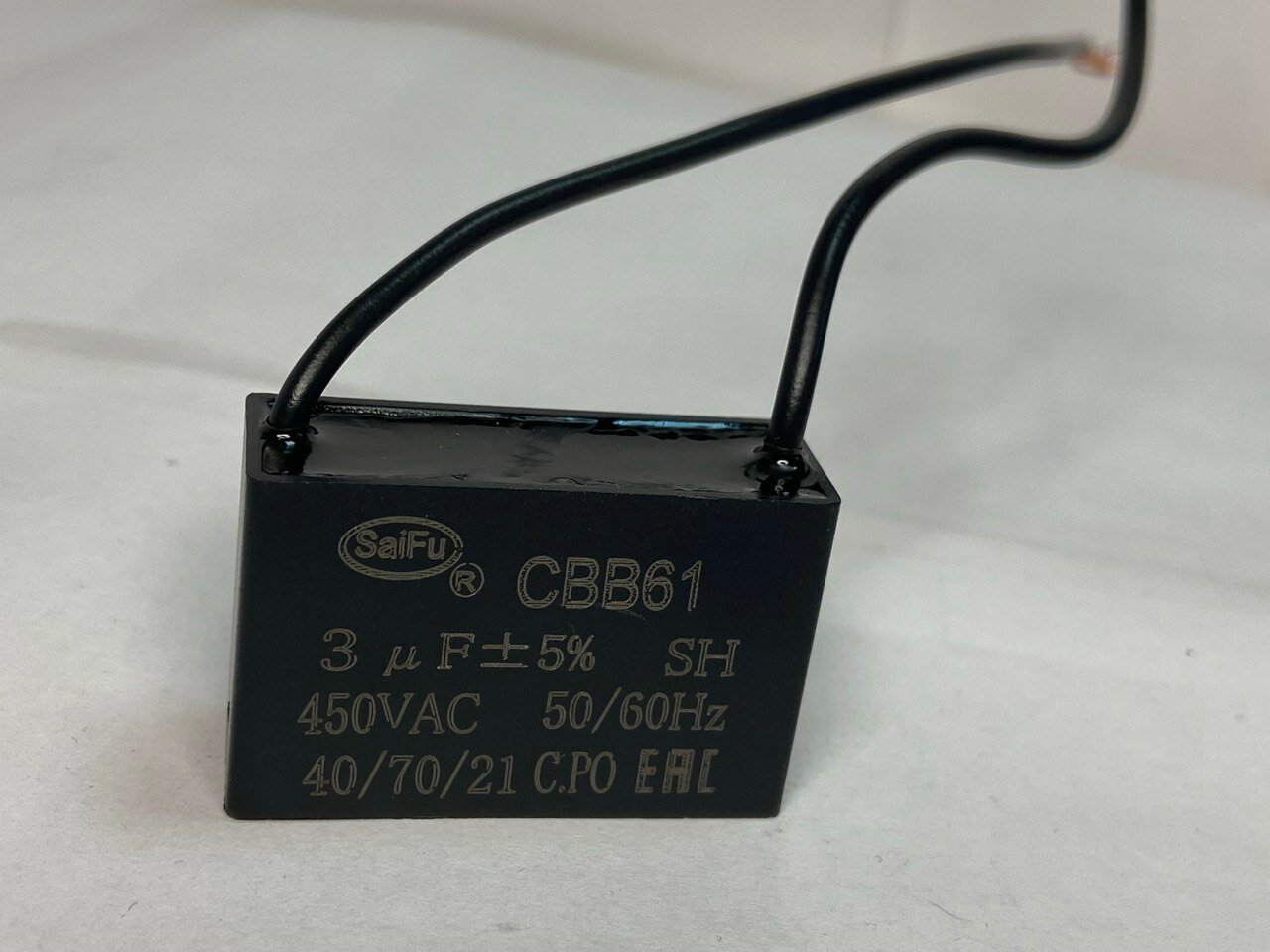 Пусковой конденсатор CBB61 3uF (3 мкФ) 450V / SAIFU