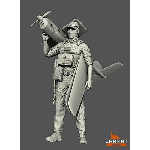 Техник БПЛА Орлан-10 1/16