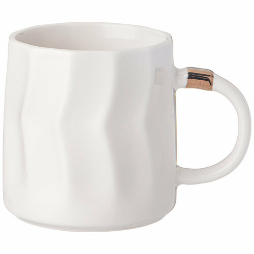 белый, золотистый, белый, золотой