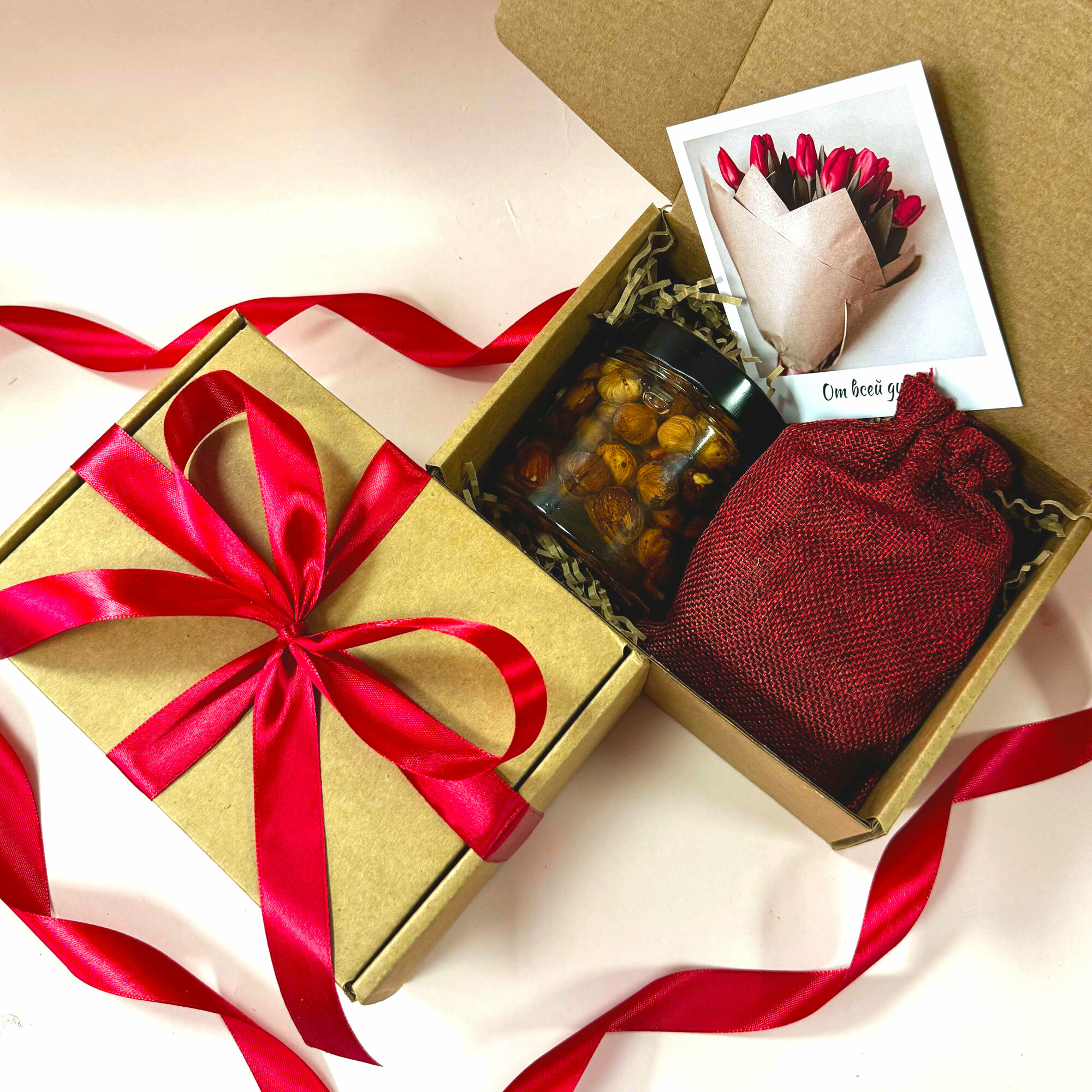 Подарочный набор "Медово-ореховый презент" в красном цвете, подарочный бокс
