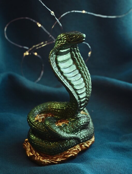 Статуэтка  Змея кобра 