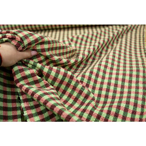 Хлопок жатый в клетку цветную