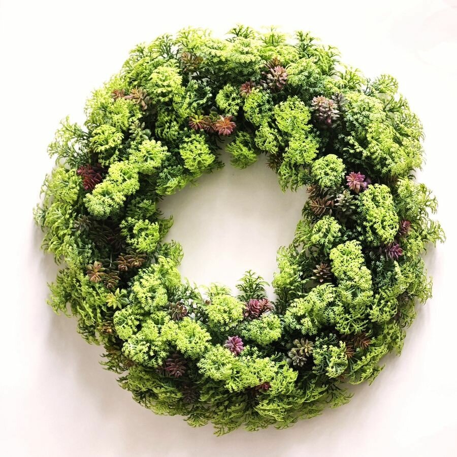 фото Венок в эко-стиле, брусничный лист, 45см. (зелено-сиреневый)