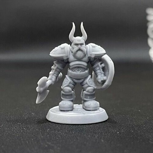 Миниатюра для настольной игры / Дворф #20 (Warcraft) Масштаб 32мм (не высота)