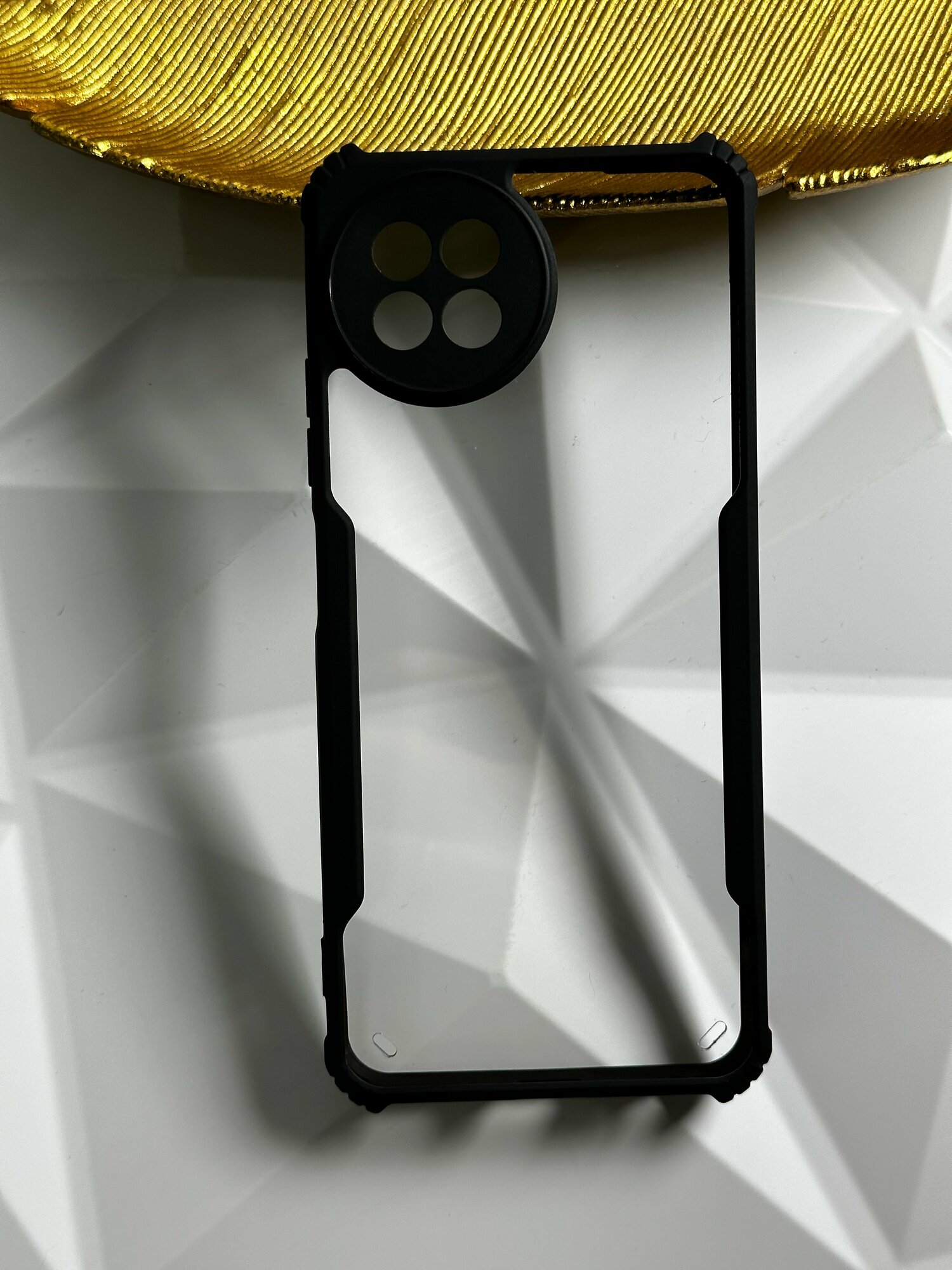 фото Чехол ITEL S23 / Ител С23 противоударный, прозрачный из поликарбоната, с усиленными углами и защитой камеры, ВМР, черный