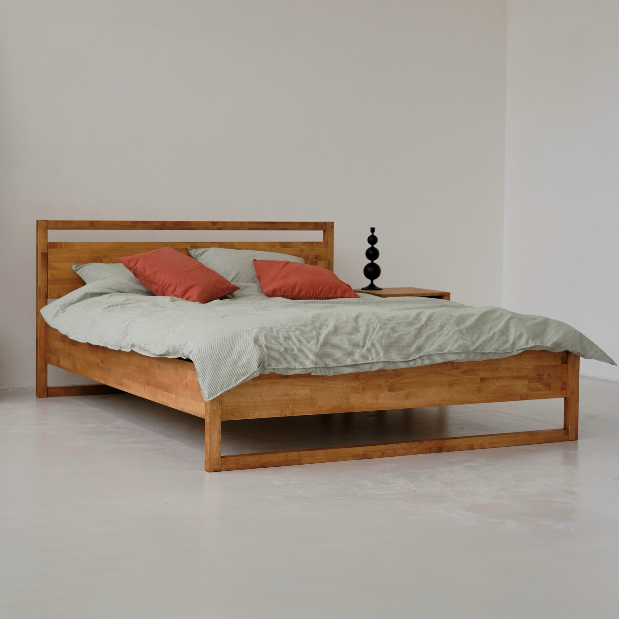 Кровать двуспальная деревянная Next 160х200 см, из массива березы, Равновесие
