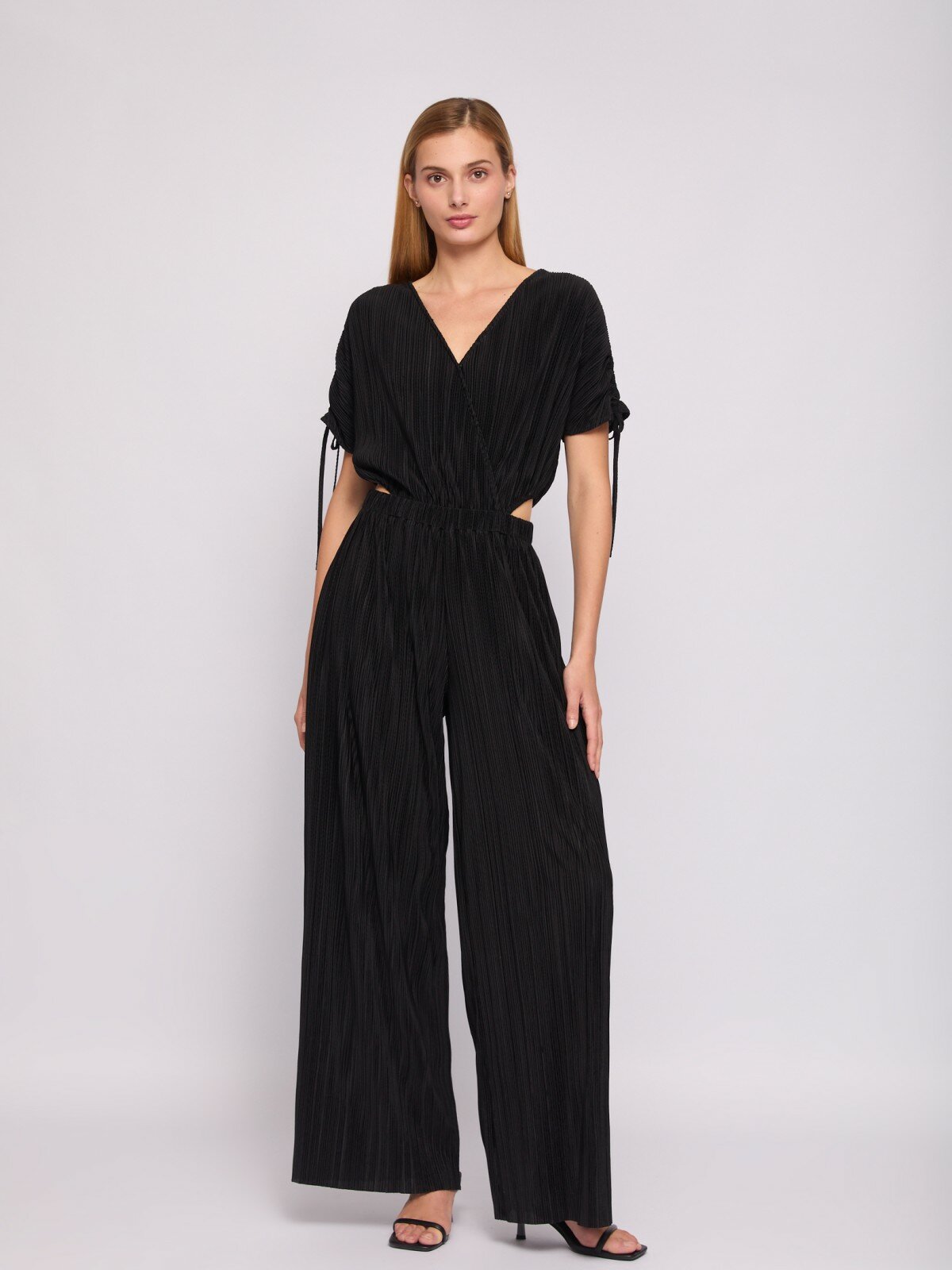 фото Комбинезон длины макси с вырезами на талии, цвет Черный, размер XL 024238559093