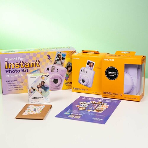 Фотоаппарат Instax Mini 12 Фиолетовый (подарочный набор Stax of Fun, фотоаппарат чехол, картридж, наклейки, приложение)