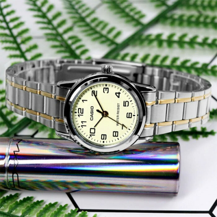 Наручные часы CASIO Collection, серебряный — фото 1