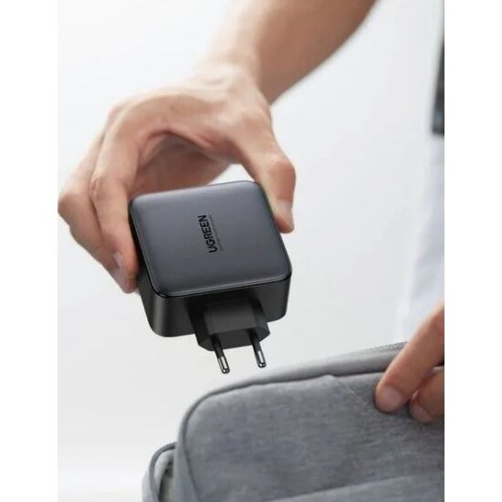 Сетевое зарядное устройство Ugreen USB-A + 3хUSB-C, 100 Вт, GaN Tech Fast Charger, черный — фото 1