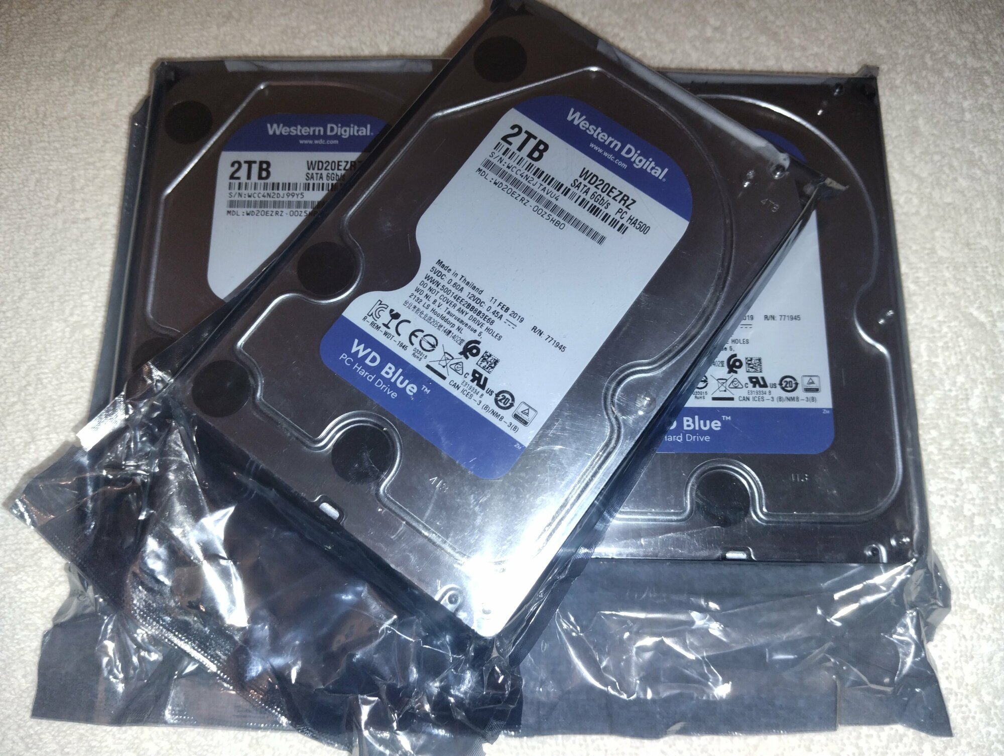 Жесткий диск Western Digital WD Blue 2 ТБ WD20EZRZ