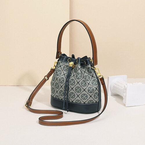 Сумка бочонок , фактура зернистая, синий