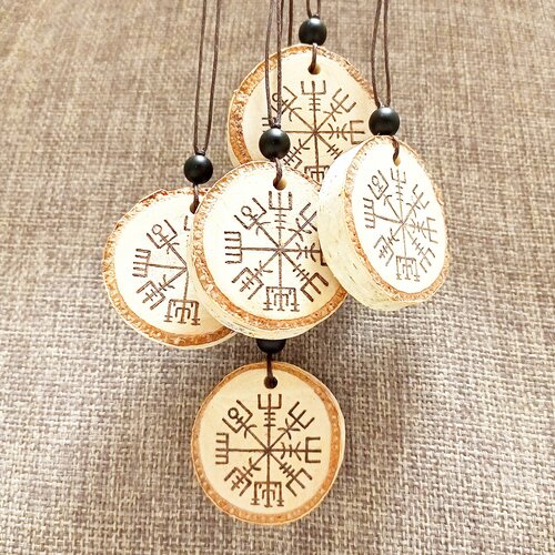 Вегвизир, подвеска в машину