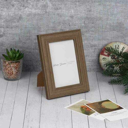 Фоторамка коричневая 10х15 см полистирол 515₽