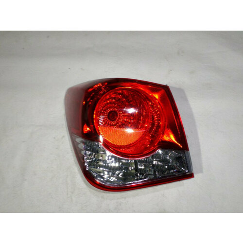 Фонарь левый внешний Шевроле Круз Седан 96829827, 95393941 95144212 CVCRZ09212OL - Hengda