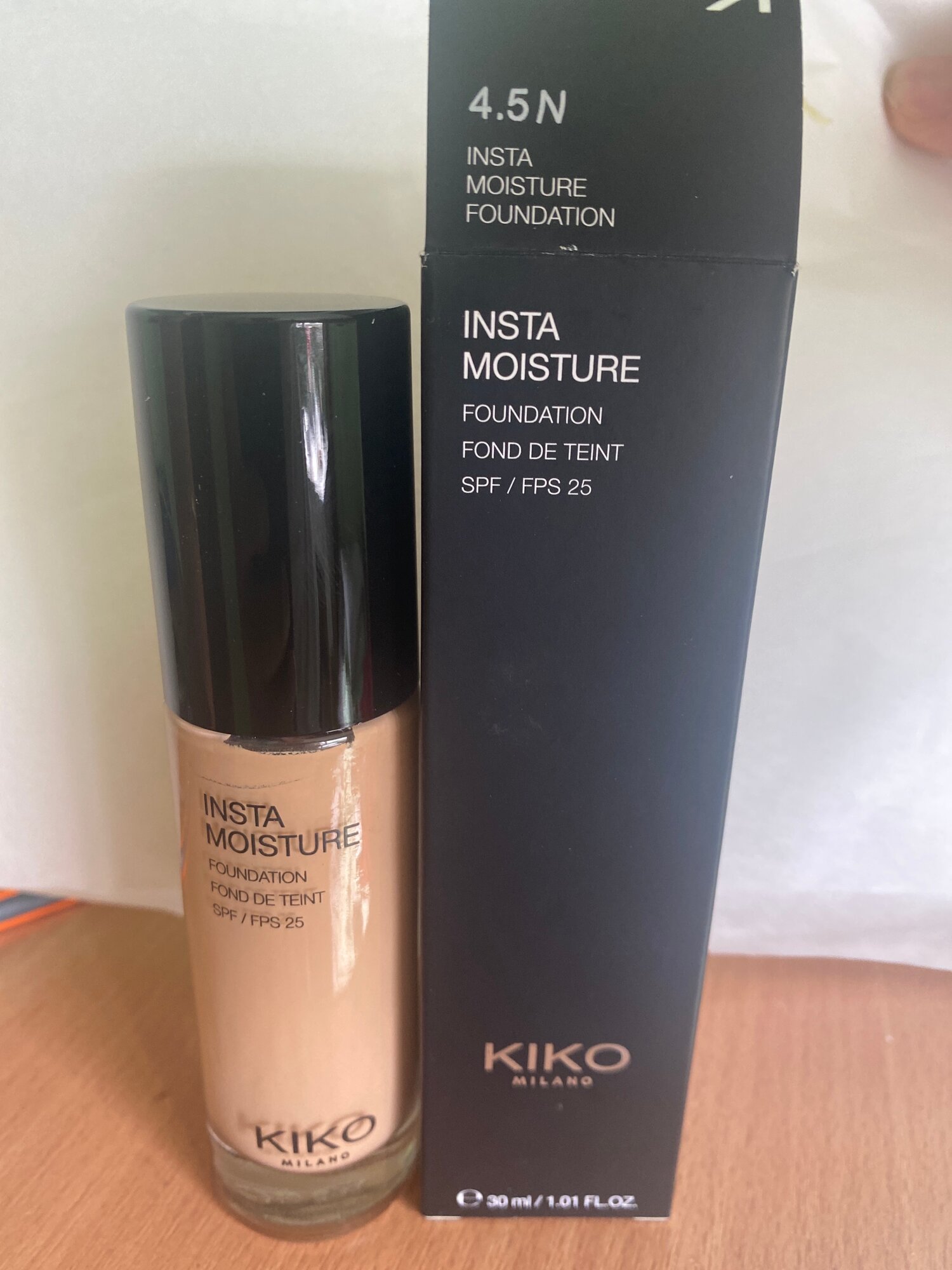 KIKO MILANO Совершенствующий и увлажняющий тональный флюид Instamoisture Foundation SPF 25 (4,5N)