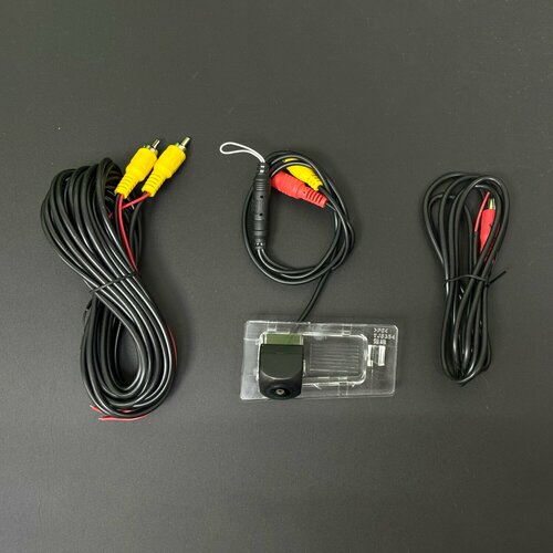 Камера заднего вида Hyundai Solaris 2017 Elantra 2013 Ceed 2012 Cerato 2012 2000₽