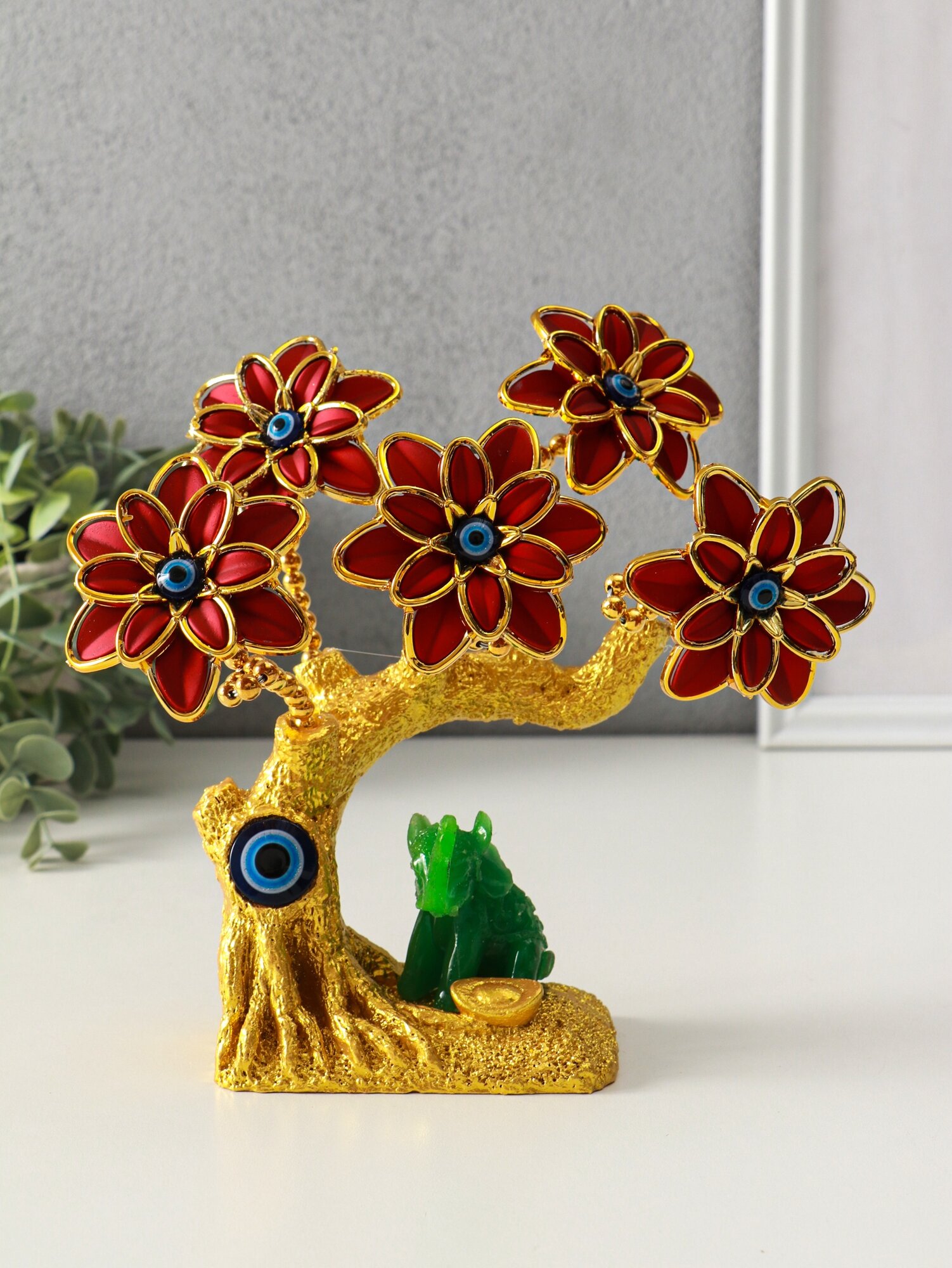 Фигурка от сглаза «Цветущее дерево. Слон со слитком золота», золото, красный, 17 см