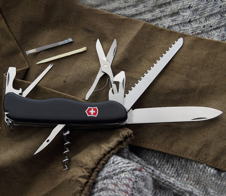 Нож перочинный Victorinox OUTRIDER (0.8513.3) 111мм 14функций черный - фото №14