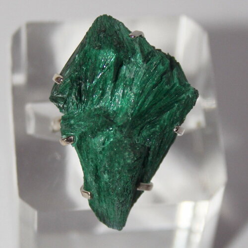 Кольцо True Stones, малахит, размер 18, зеленый кулон с камнем малахит лучистый африка true stones