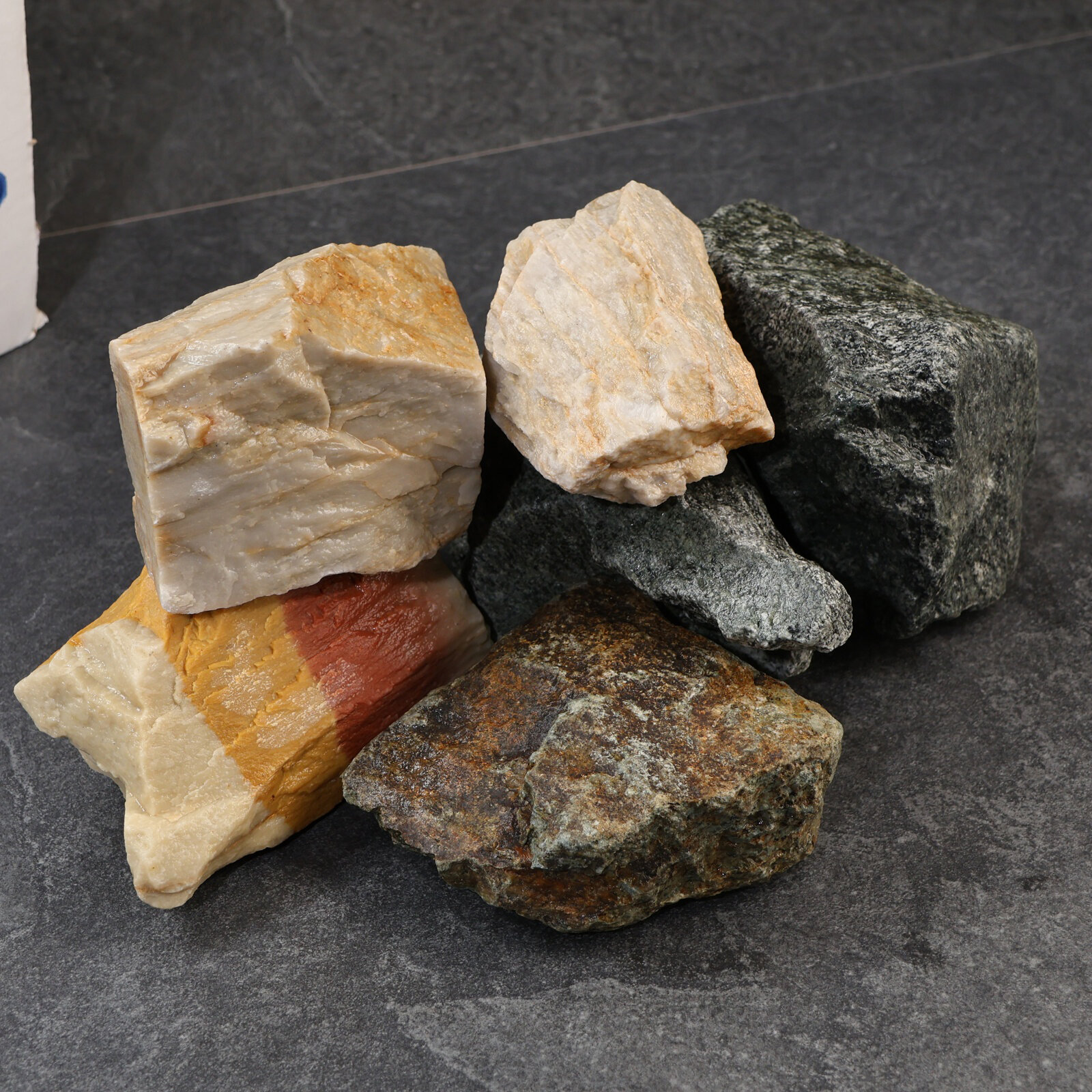 Камень для бани микс(Габро. порфирит. кварцит) 20 кг 10445776