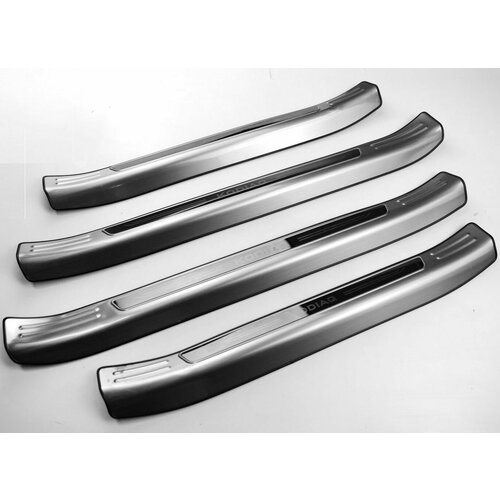 Накладки на пороги для Skoda Kodiak I 2016-2023 комплект 4 накладки черная надпись 2950₽