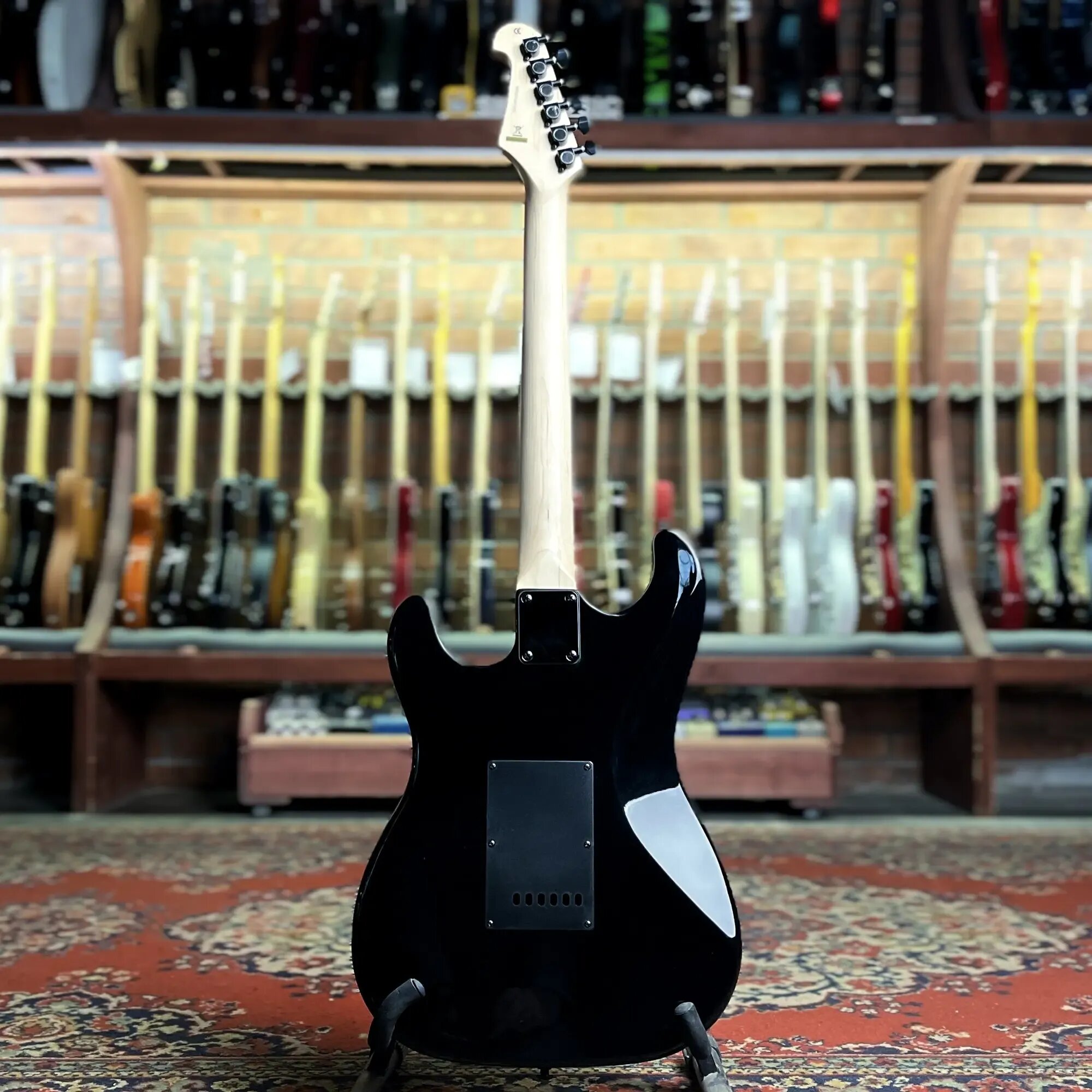 Электрогитара J&D Guitars ST-S Stratocaster HSH Black — фото 1