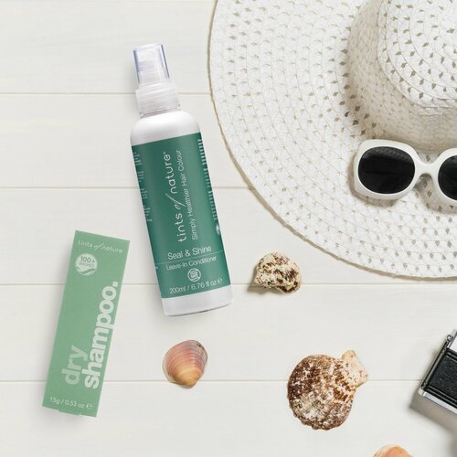 Защищающий несмываемый спрей-блеск Tints of Nature 200 мл 2131₽