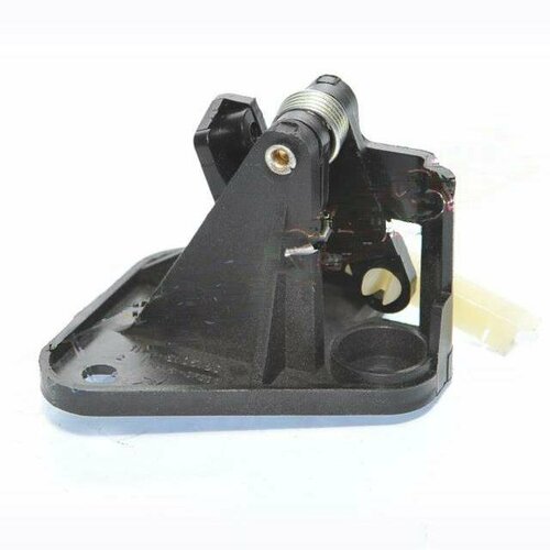 Ручка двери внутренняя ВАЗ 1118 Калина 1117 1119 правая ДААЗ 11180-6105180-00 400₽