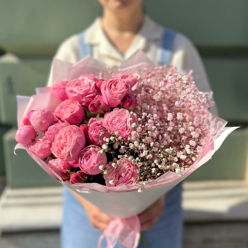 Сборный букет "Букет пион, роза и гипсофила", 9 цветов, 40 см