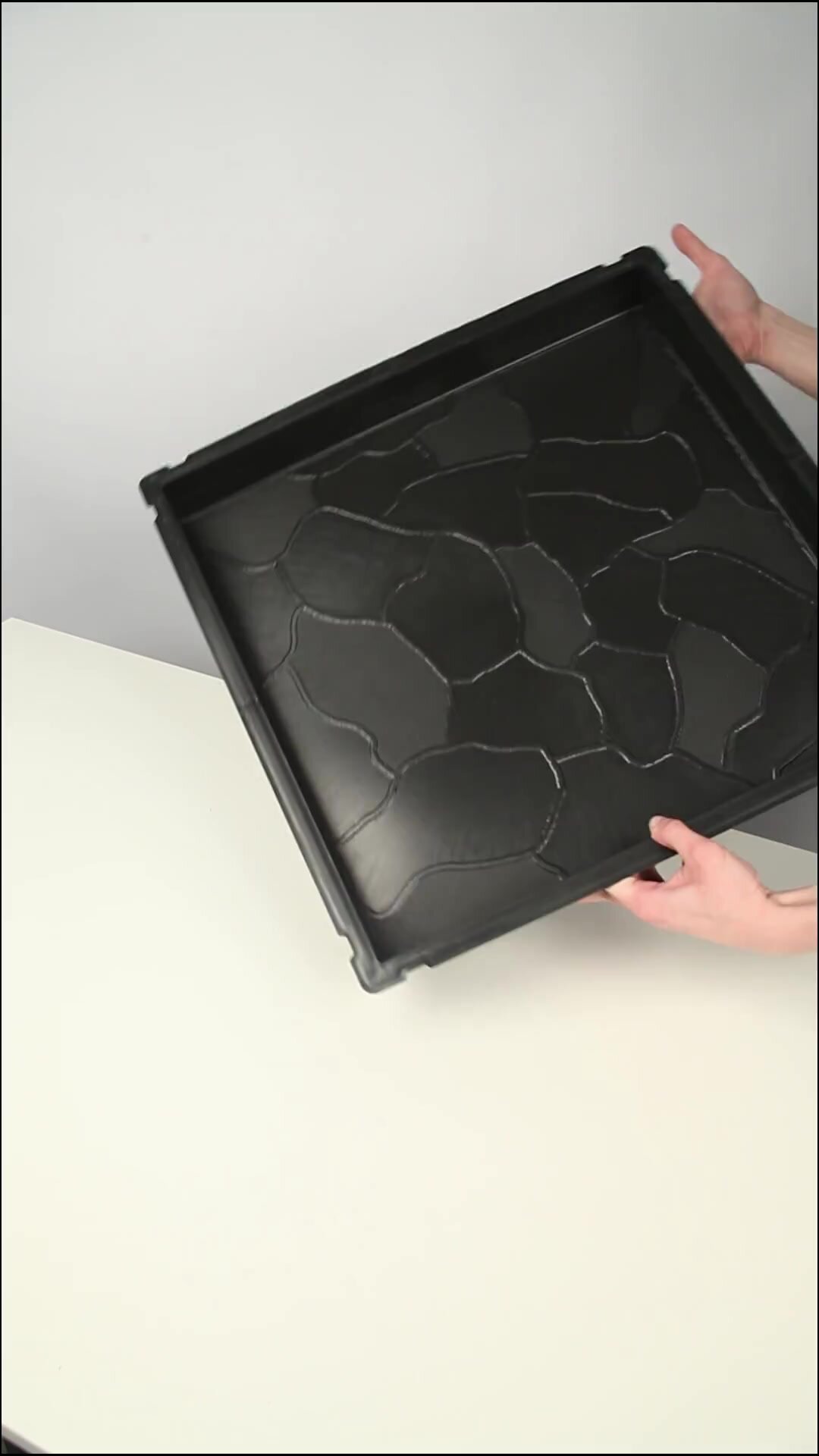 Форма для плитки ПЛАСТФОРМА "Камни", ударопрочный пластик, 50x50x6 см, комплект 4 шт — фото 1