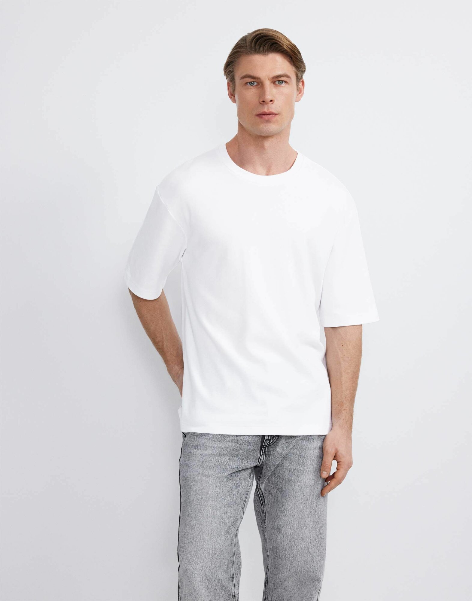 Футболка Gloria Jeans, размер XL-XXL/182, белый