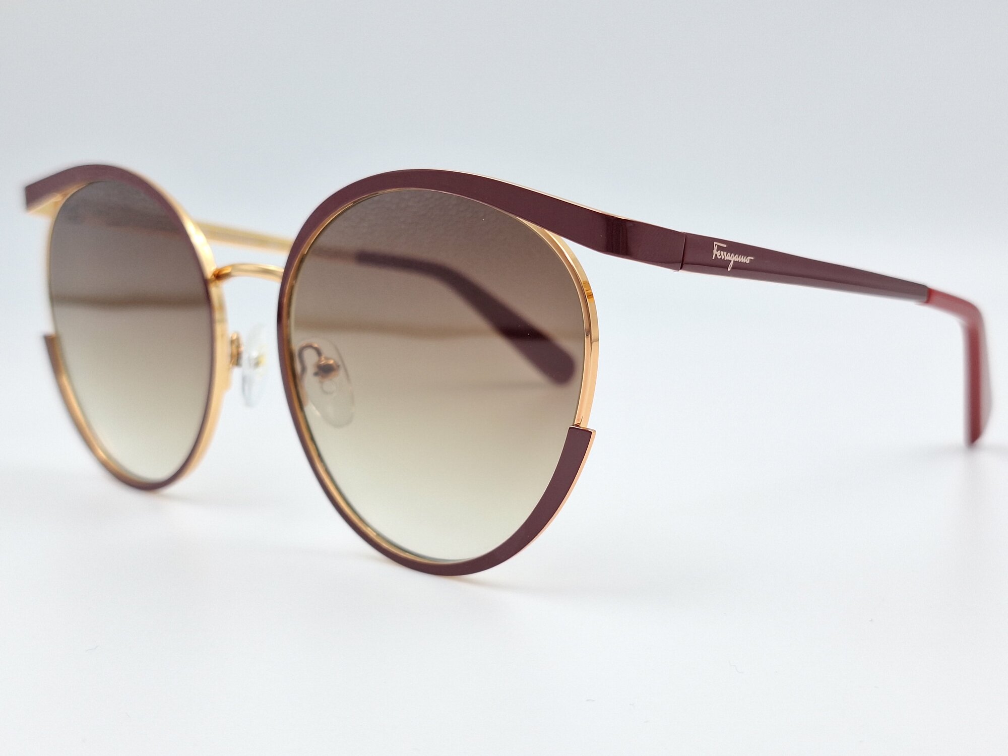 Солнцезащитные очки Salvatore Ferragamo Солнцезащитные очки Salvatore Ferragamo 