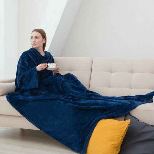 Подарки Плед с рукавами синего цвета в пакете 200 х 150 см 3061₽